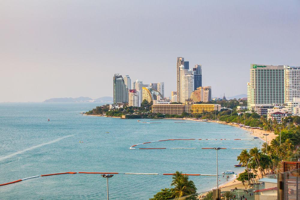Eastiny Place Hotel Pattaya Esterno foto