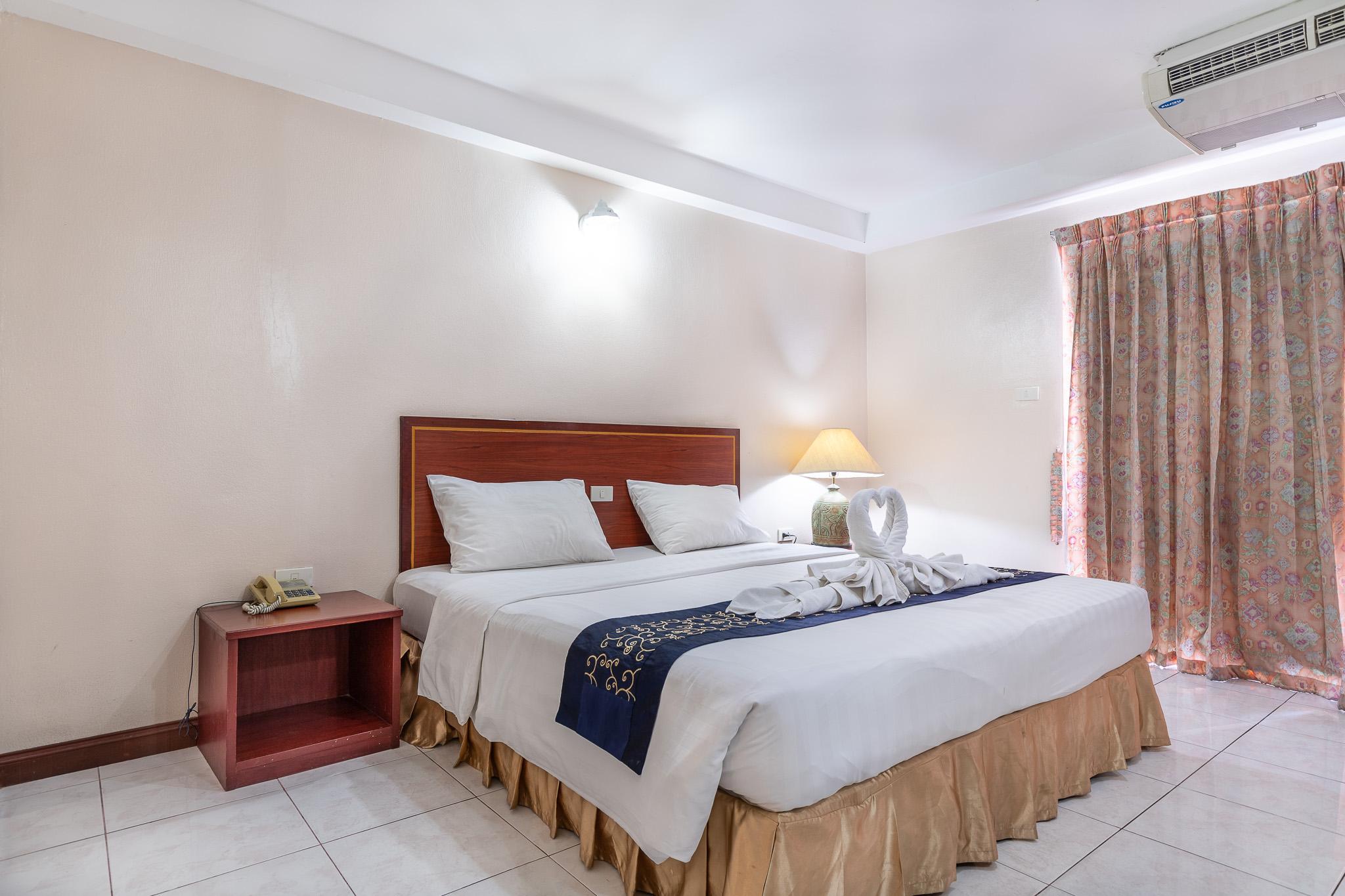 Eastiny Place Hotel Pattaya Esterno foto