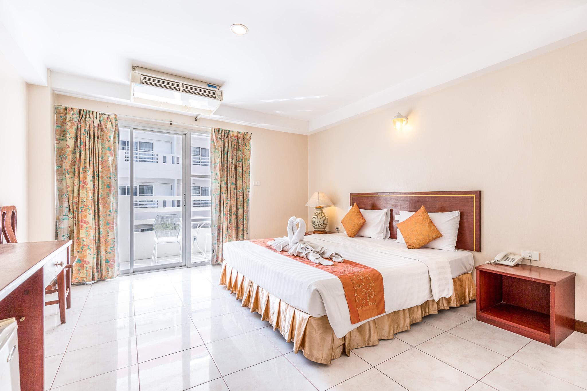 Eastiny Place Hotel Pattaya Esterno foto