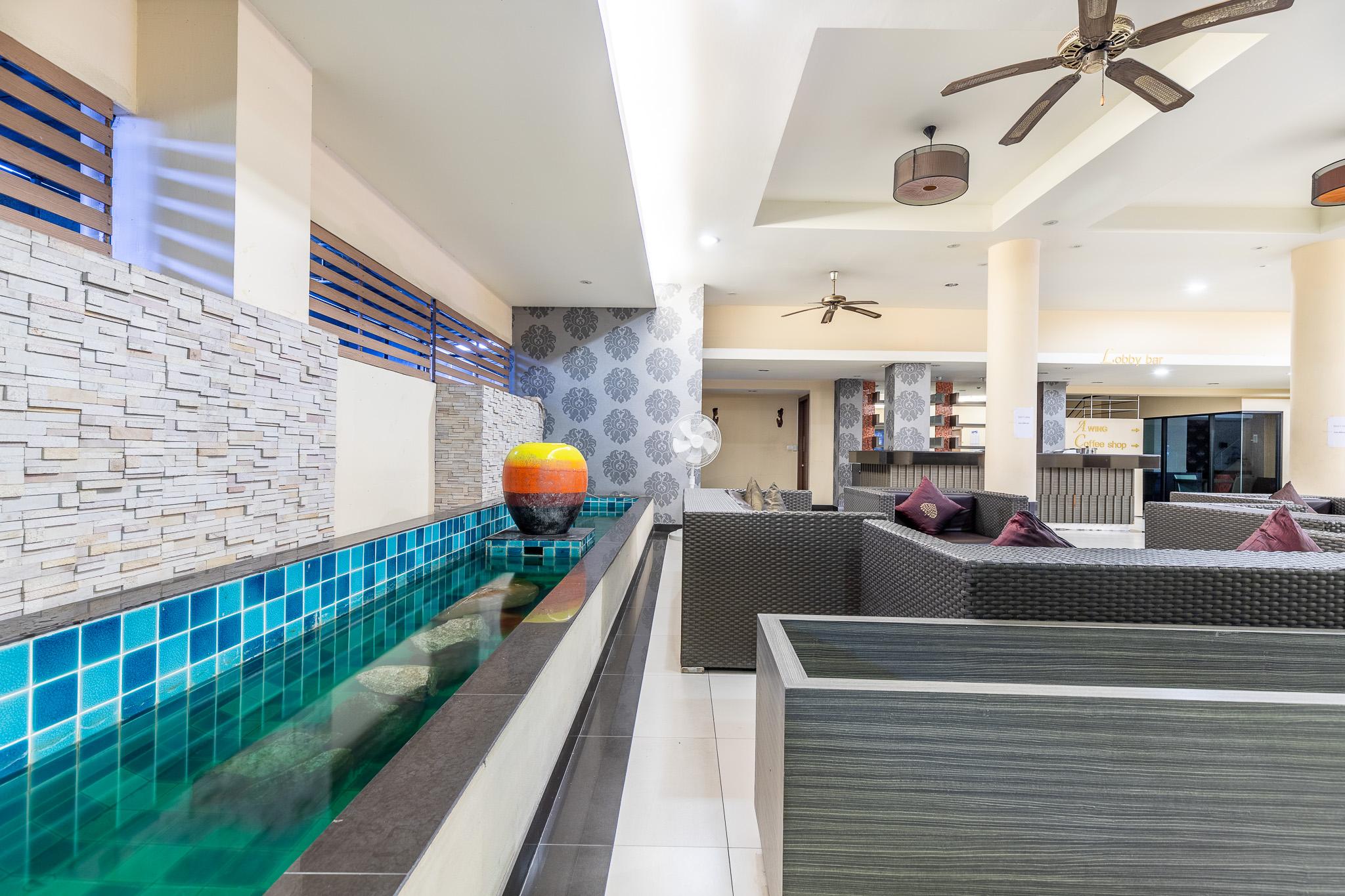 Eastiny Place Hotel Pattaya Esterno foto