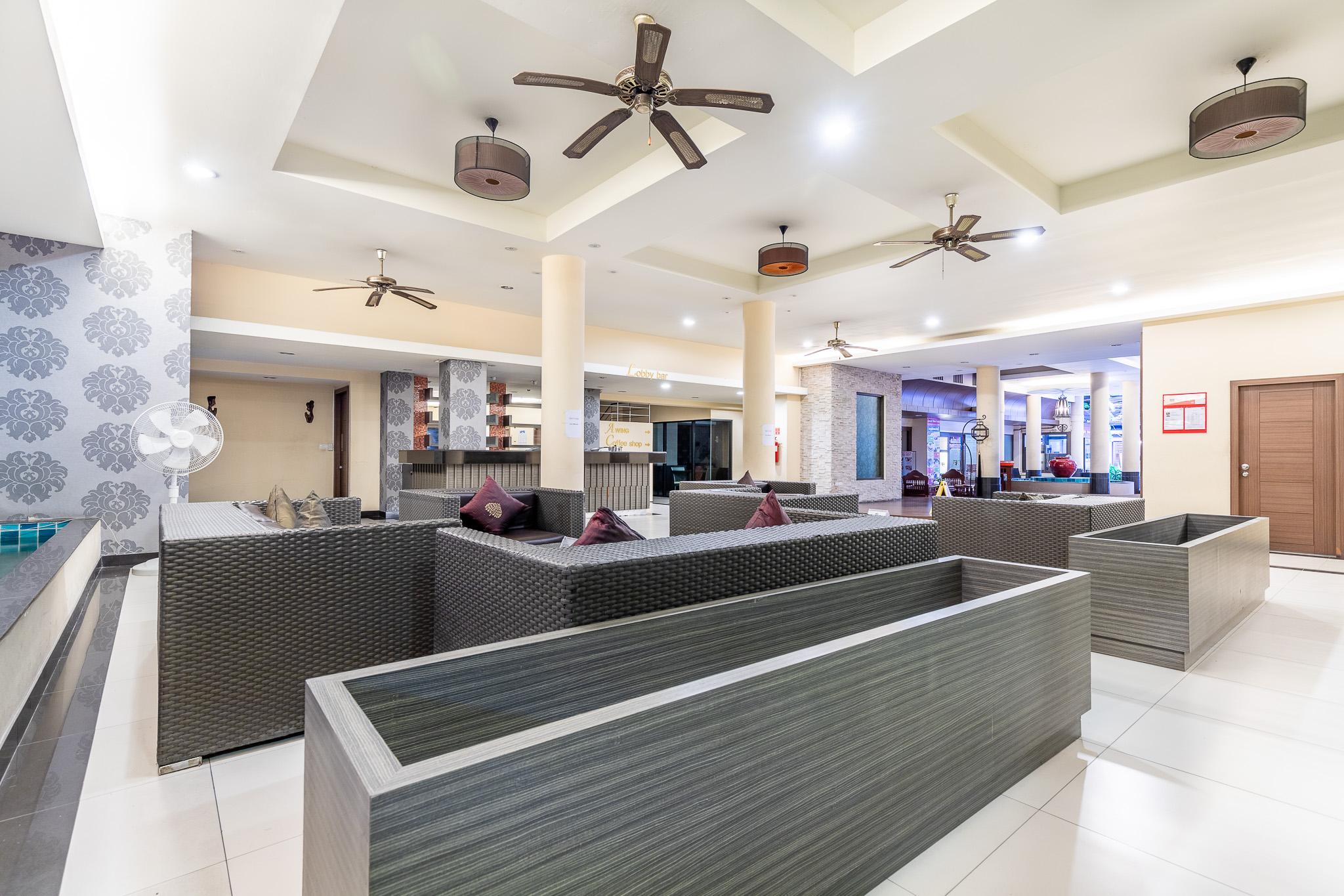 Eastiny Place Hotel Pattaya Esterno foto