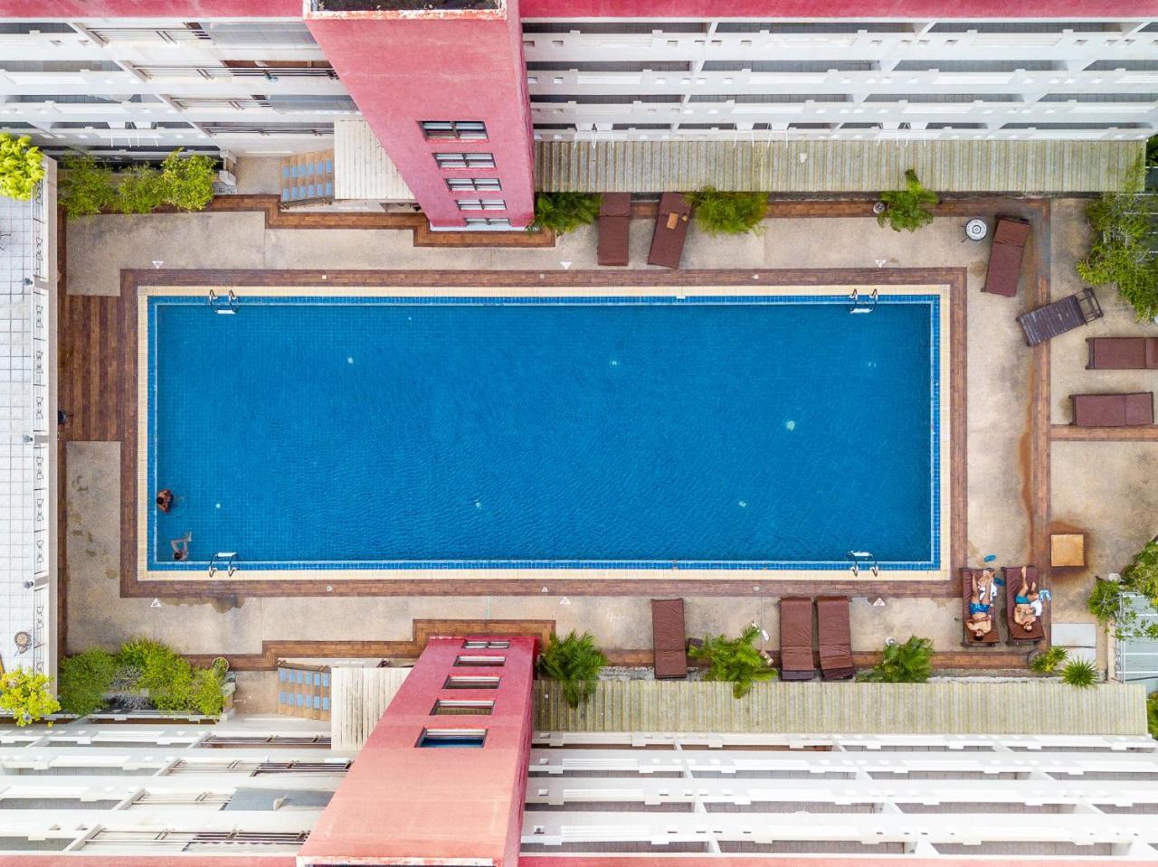 Eastiny Place Hotel Pattaya Esterno foto