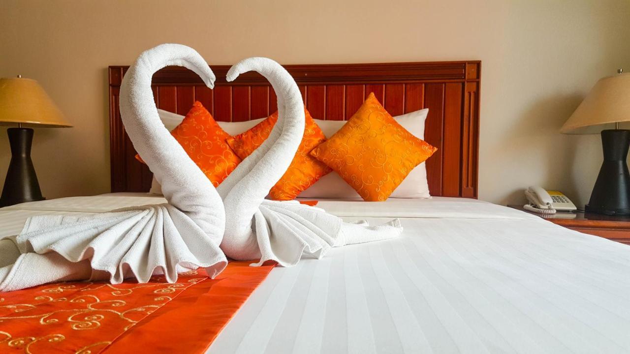 Eastiny Place Hotel Pattaya Esterno foto